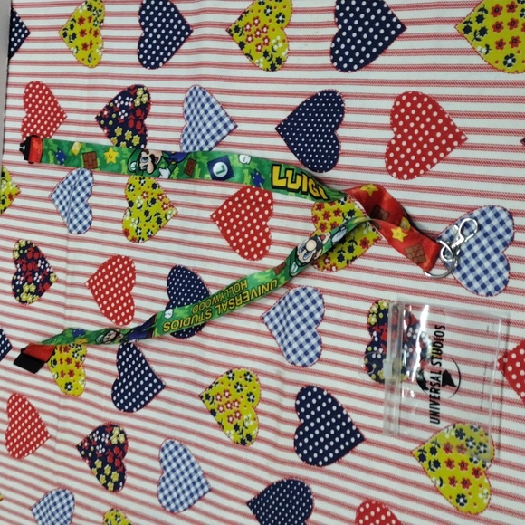 Super Nintendo World Luigi Universal Studio Lanyard #1 - Picture 4 of 10
